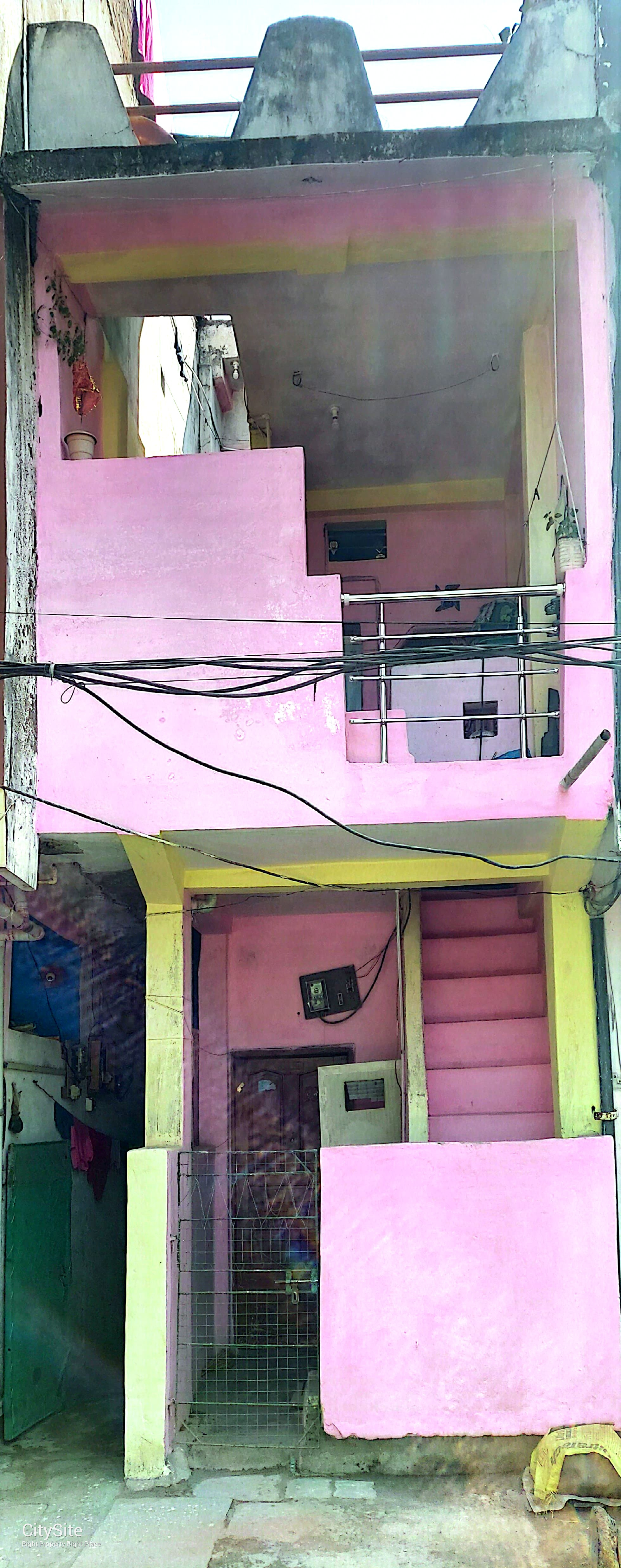 Makan Bechna Hai – House For Sale In Lakshman Nagar Dewas – Property For Sale In Dewas Market – Prime Location Property In Madhya Pradesh – West Facing House – Boundary Facing House In India – Independent House Residential Property Location: Lakshman Nagar, Gayatri Vihar Road, Dewas, Madhya Pradesh, India – 455001.